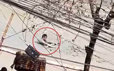 চট্টগ্রামে গ্রেফতার এড়াতে ডোবায় লাফ, ৫ ঘণ্টা পর উদ্ধার যুবক