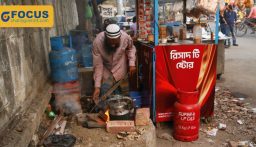 ঘুম ভাঙার আগেই জেগে ওঠে যে শহর