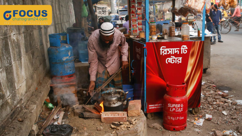 ঘুম ভাঙার আগেই জেগে ওঠে যে শহর