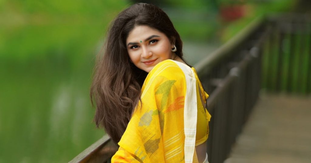 আমার কম কাজ করলেও চলে : স্পর্শিয়া