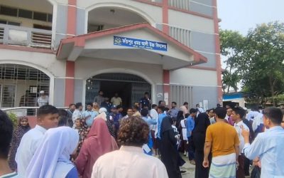 নারায়ণগঞ্জে ২০২৫ সালের প্রশ্নে এসএসসি পরীক্ষা