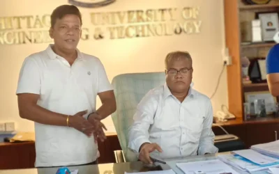 চুয়েটে প্রশাসনিক ভবনের তালা ভেঙে ঢুকলেন নতুন উপাচার্য